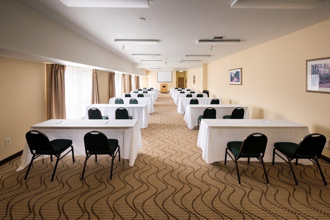 Comfort Inn & Suites Oakland Airport Buitenkant foto