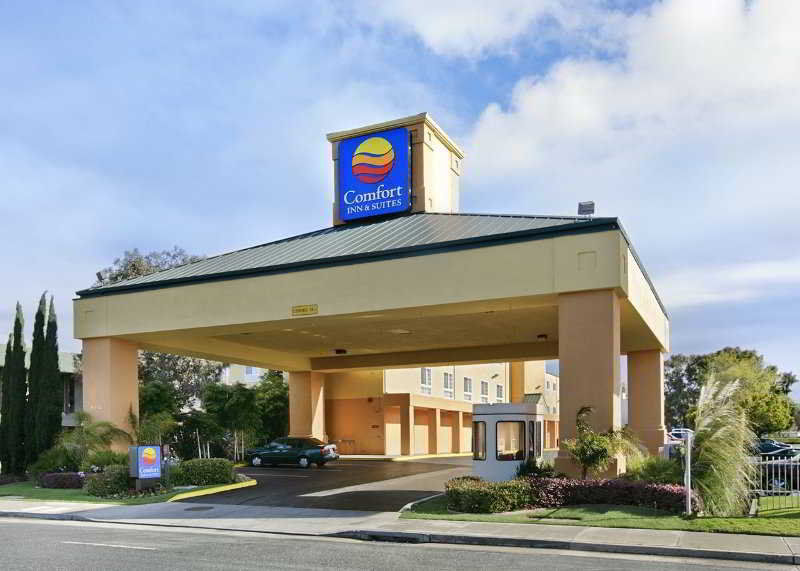 Comfort Inn & Suites Oakland Airport Buitenkant foto