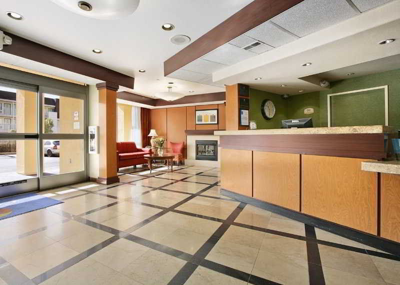 Comfort Inn & Suites Oakland Airport Buitenkant foto
