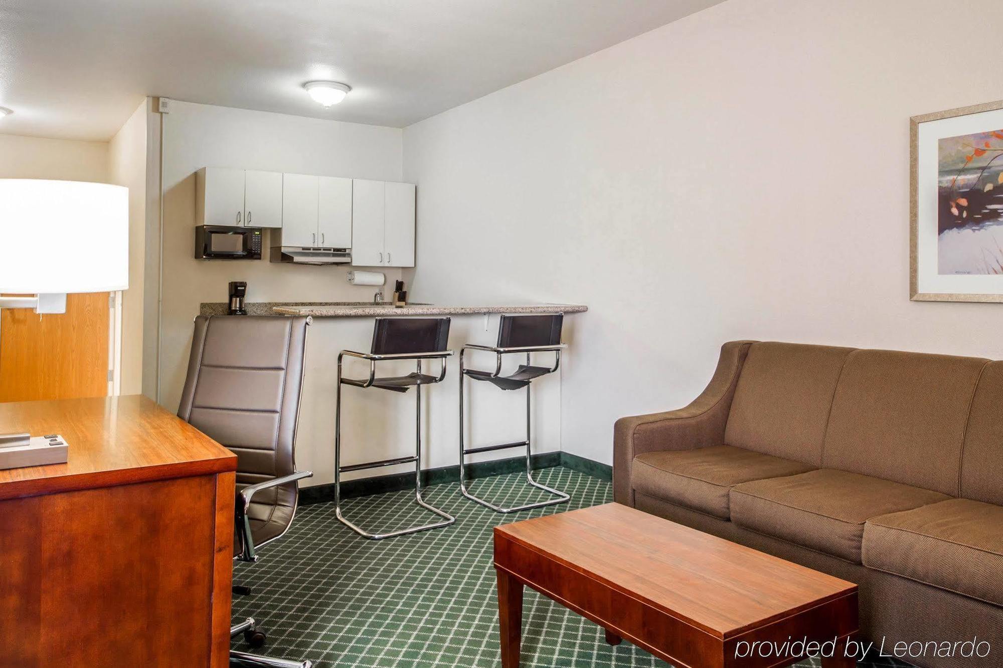 Comfort Inn & Suites Oakland Airport Buitenkant foto