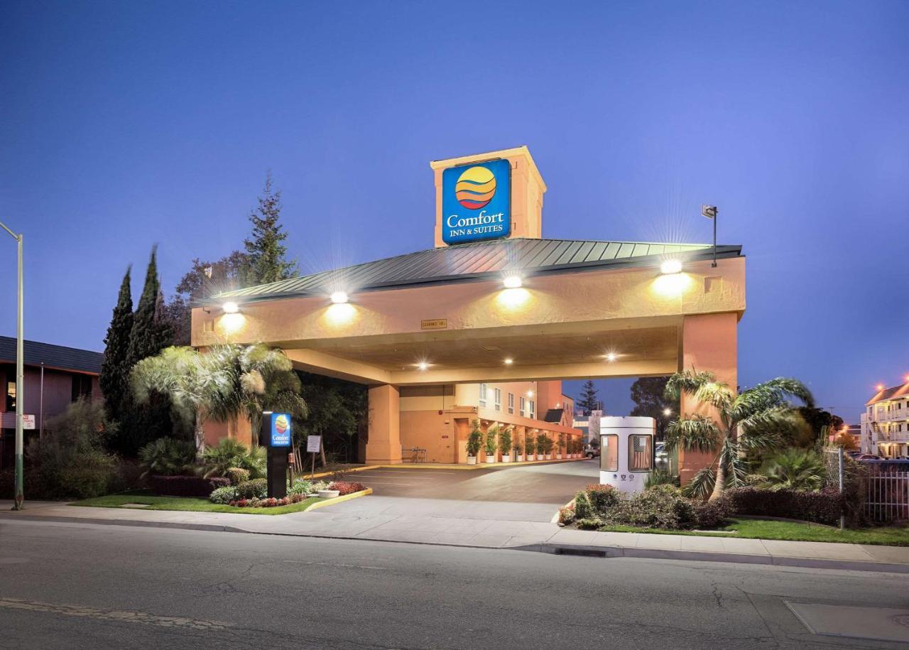 Comfort Inn & Suites Oakland Airport Buitenkant foto